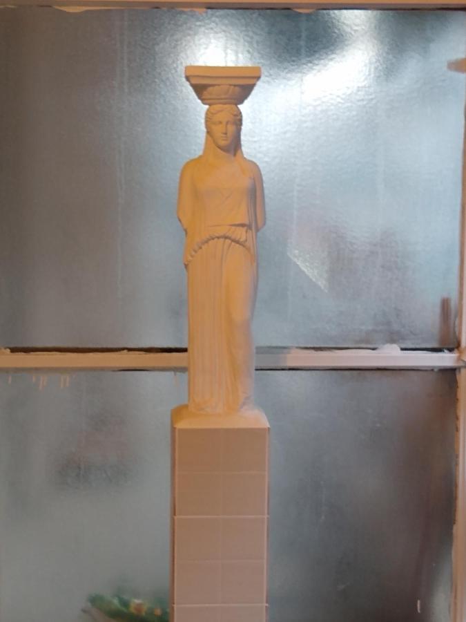 Acropolis Within 10 Minutes Walk! Classical Apartment And A Hostess At Your Side! Athens Ngoại thất bức ảnh
